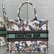 Christian Dior Shopping Bags